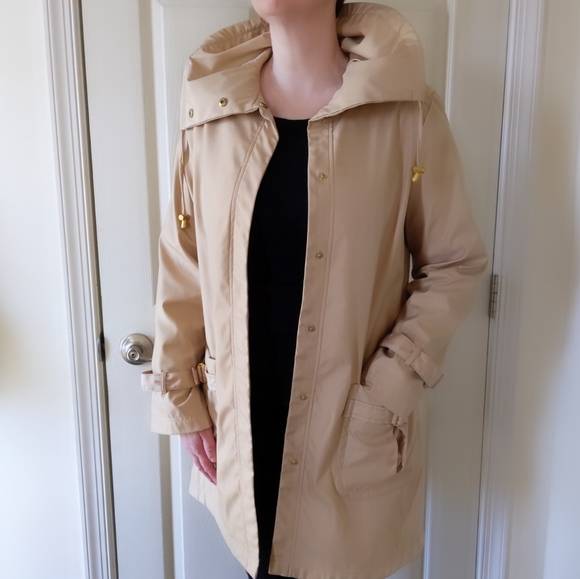 Dennis Basso rain coat with gold sheen size XS - Picture 4 of 13